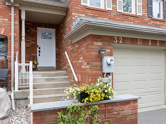 3rd image of 32 Mugford Rd