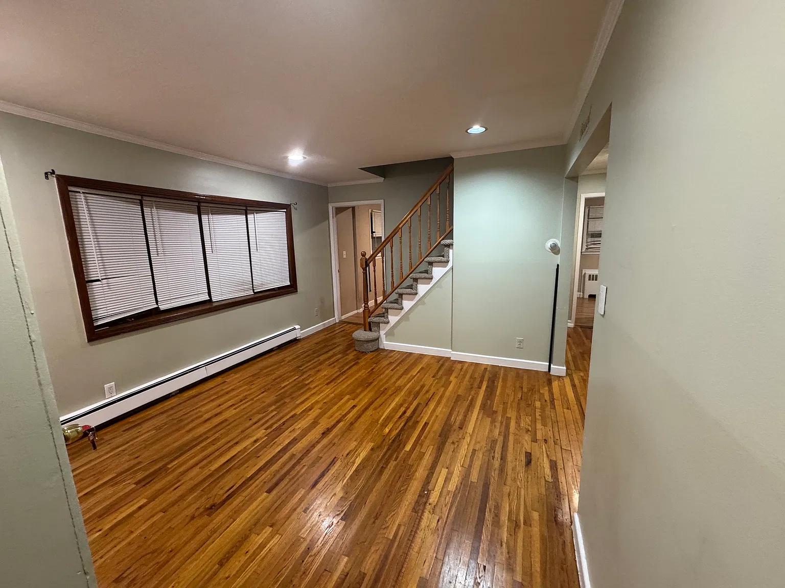 2 bed, 1000 sqft, $2,850 — Photo 3