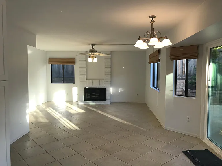 FAMILY ROOM WITH GAS FIREPLACE