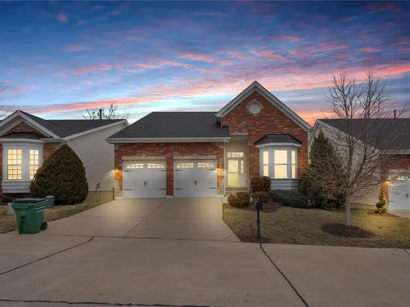 12525 New Woodland Ct, Saint Louis, MO 63146