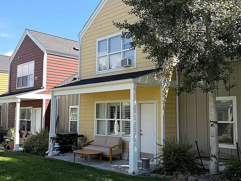 410 Enterprise Blvd #18 — Photo 2