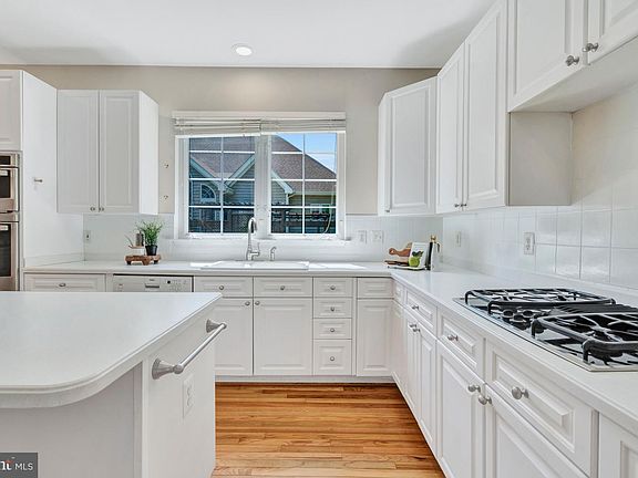 5th image of 309 Ayrlee Ave NW