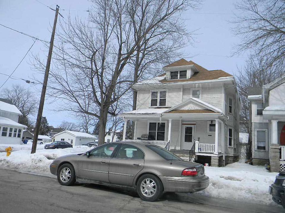 2nd image of 424 Scott Ave