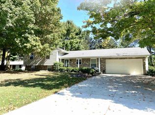 1008 N Lake Shore Dr, Culver, IN 46511