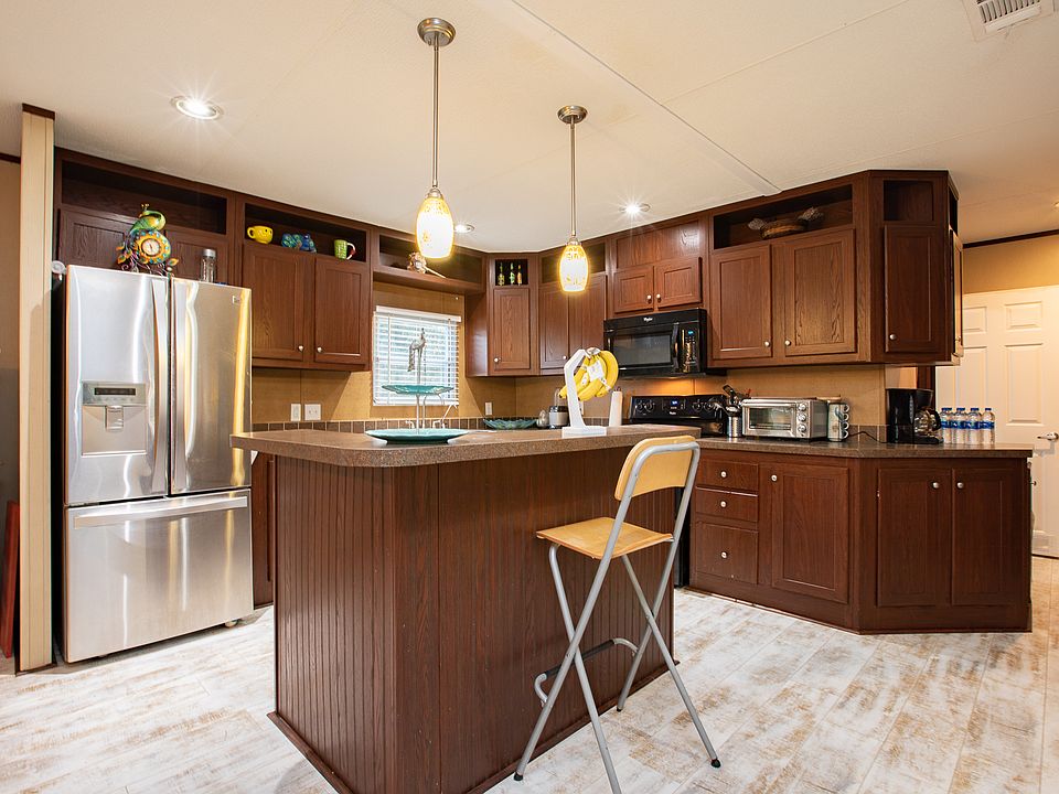 1st image of 18810 Dunbar Cir