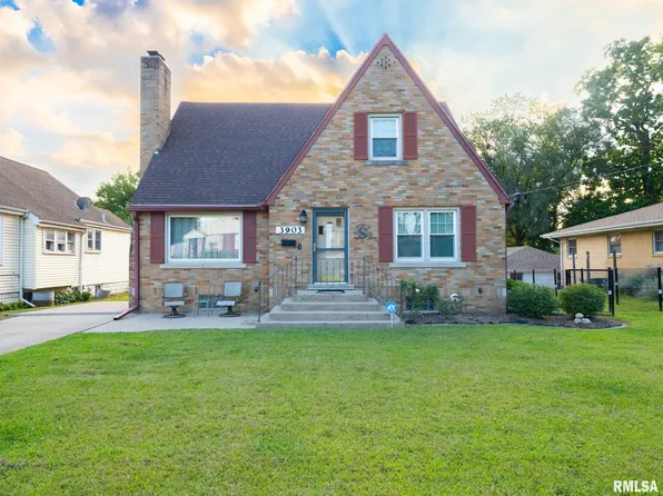 3903 N Ashton Ave, Peoria, IL 61614