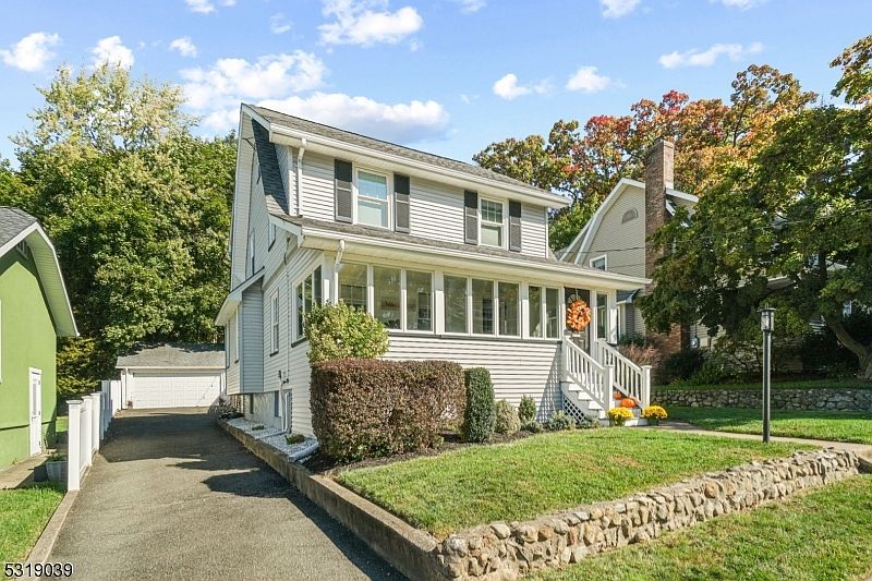 1st image of 31 Payne Ave