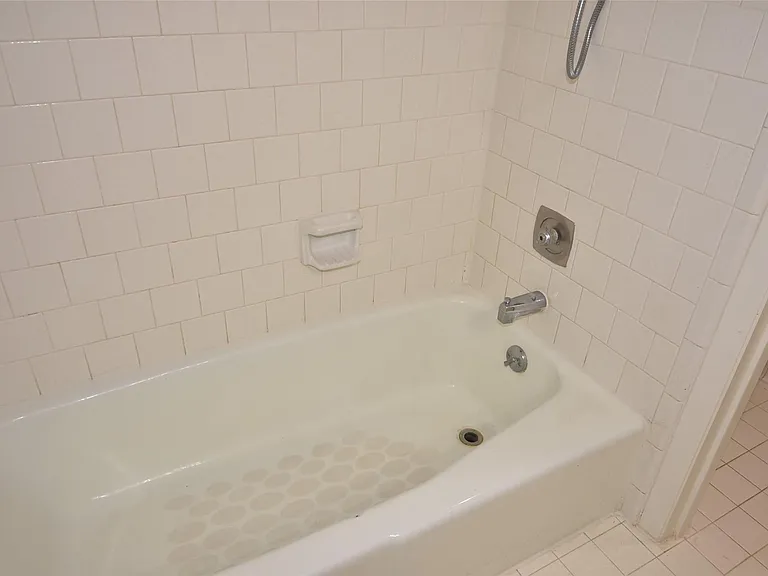 14410 Muirfield Ln — Photo 26