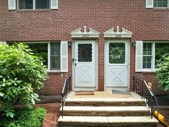 1602 Plymouth St #B10, East Bridgewater, MA 02333