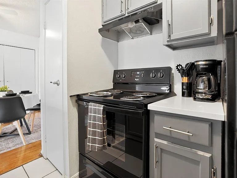 3770 Lovers Wood Ln #610 — Photo 11