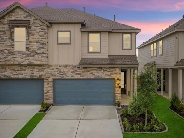 12634 Blue Catfish Ln, Cypress, TX 77433