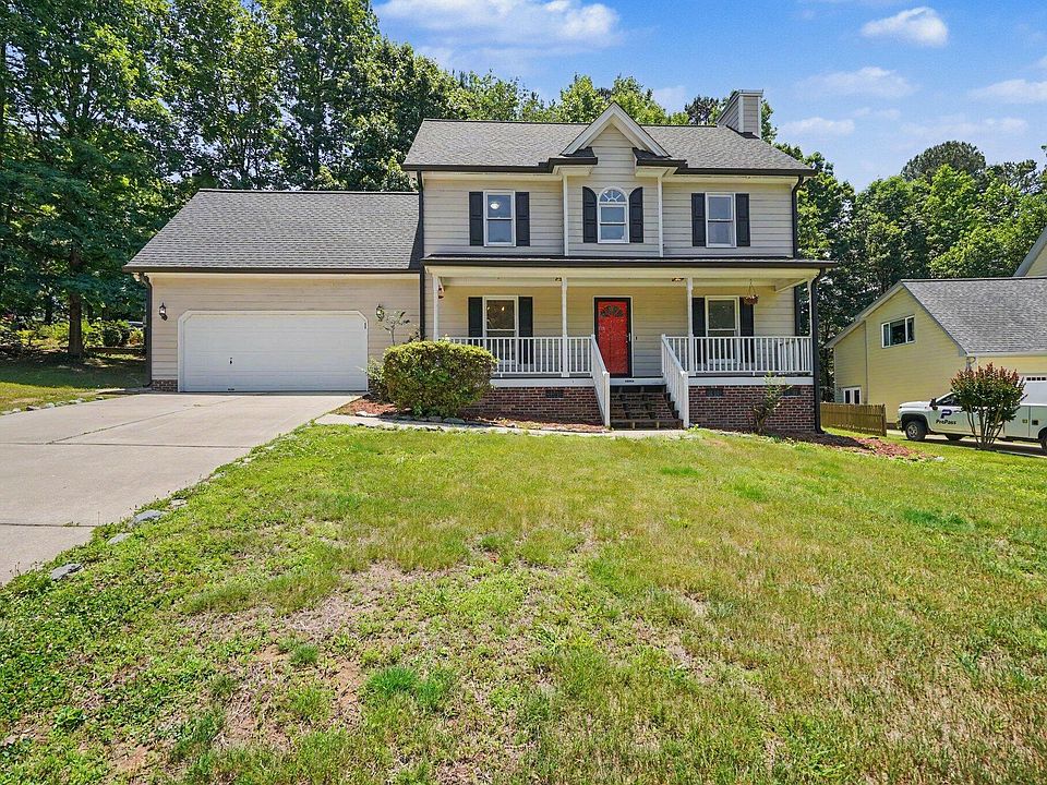 1st image of 401 Holly Berry Ln