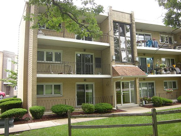 3rd image of 9520 S 86th Ave APT 110