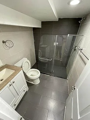 Rented by Skyhigh Realty NYC LLC | media 8