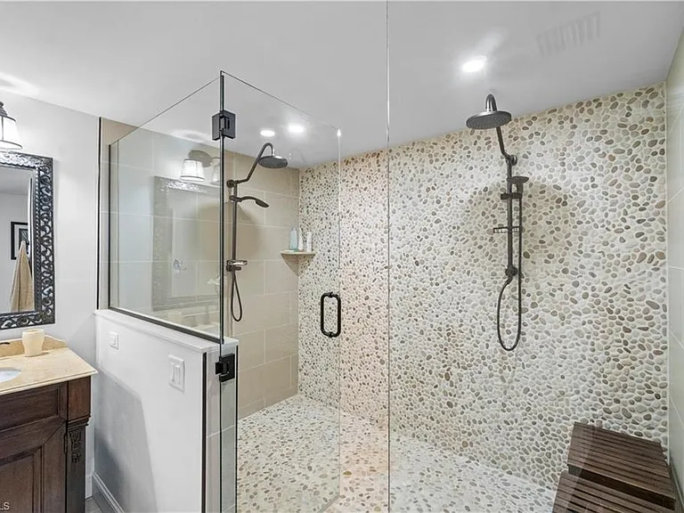 4031 Gulf Shore Blvd N #25 — Photo 16