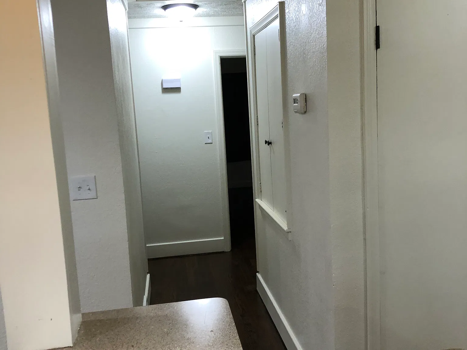 3 bed, 1200 sqft, $1,500 — Photo 2