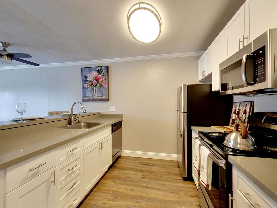 Coral Court Apartments 1491 Detroit Ave Concord CA Zillow