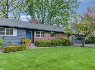 9055 SW Jamieson Rd, Portland, OR 97225