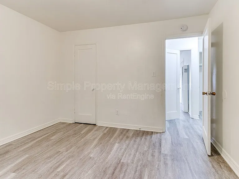 538 E Indian Dr — Photo 13