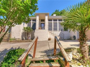 1415 Creekford Dr, Arlington, TX 76012