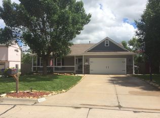 1113 Natalie Dr, Lawrence, KS 66046