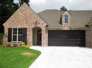 107 Chipshot Dr, Broussard, LA 70518