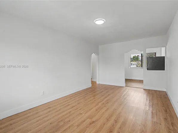 600 SW 9th Ave #19, Miami, FL 33130