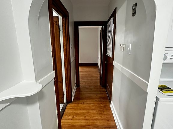 4th image of 2271 Blendon Pl #1