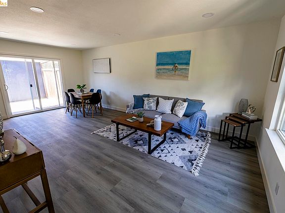 4th image of 140 El Capitan Ln