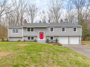 20 Bob White Way, Weatogue, CT 06089