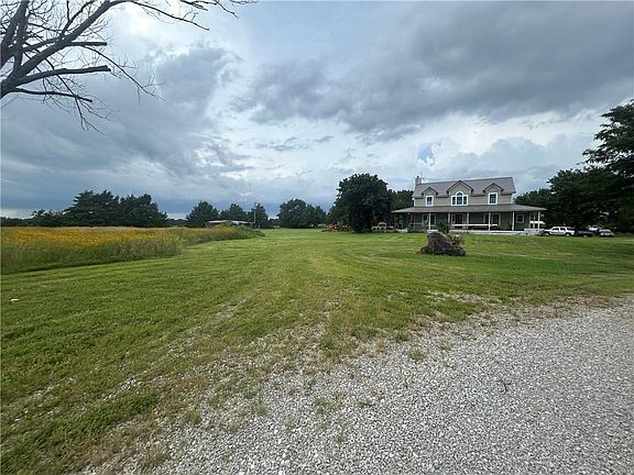 5th image of 2551 County Road 2000