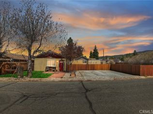 878 Willow Ln, Big Bear City, CA 92314