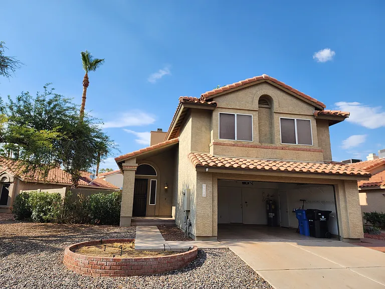 4118 E Woodland Dr — Photo 15