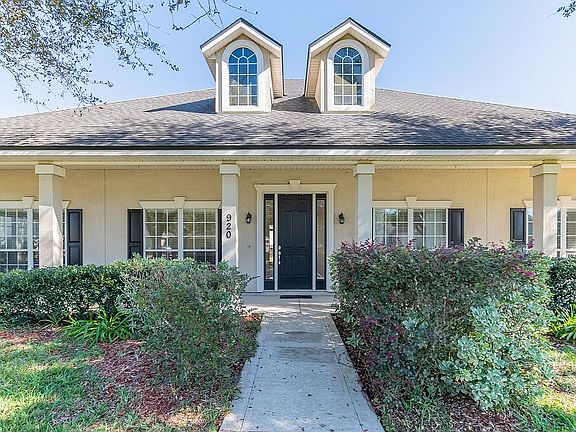 5th image of 920 S Forest Creek Dr