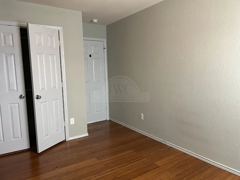 6405 Clear Brook Dr — Photo 15