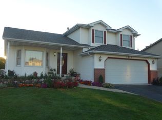 1613 Timberline Dr, Joliet, IL 60431