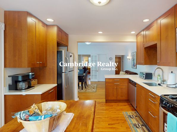 29 Montgomery St #T