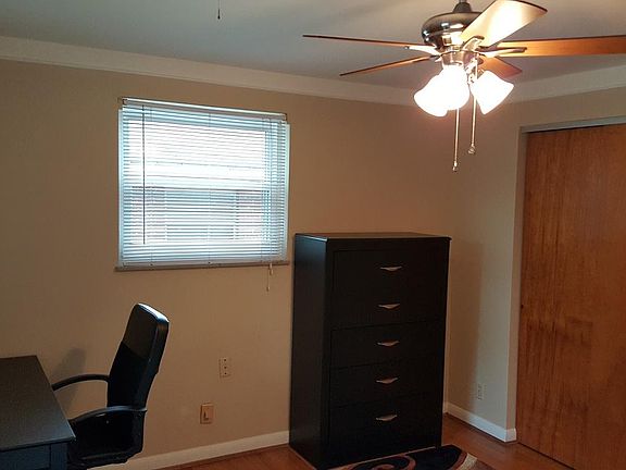 5th image of 4071 Estermarie Dr #2