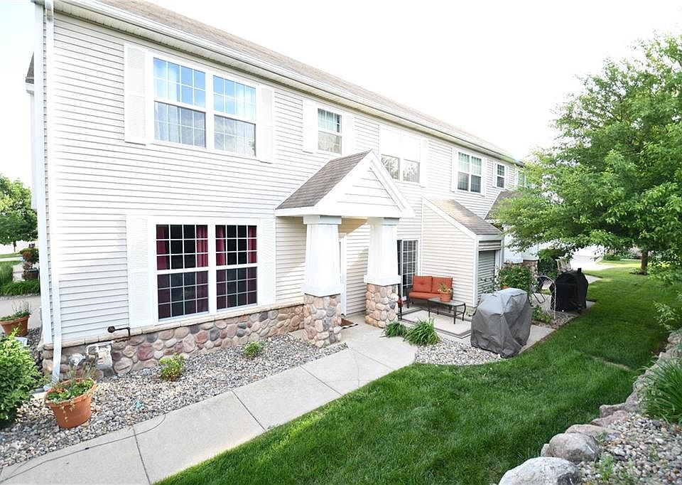 1st image of 4008 NE Rosewood Ln