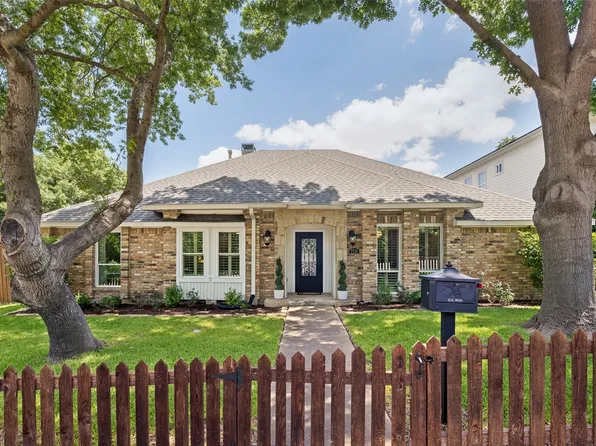 7718 Arborside Dr, Dallas, TX 75231