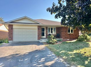 38 Mann Ave, Norfolk County, ON N3Y5J2