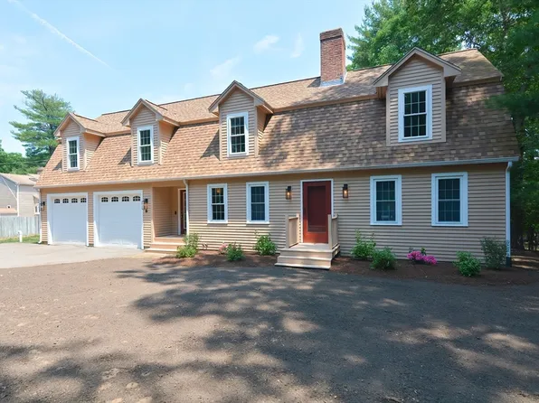 6 Deer Hollow Rd, North Attleboro, MA 02760