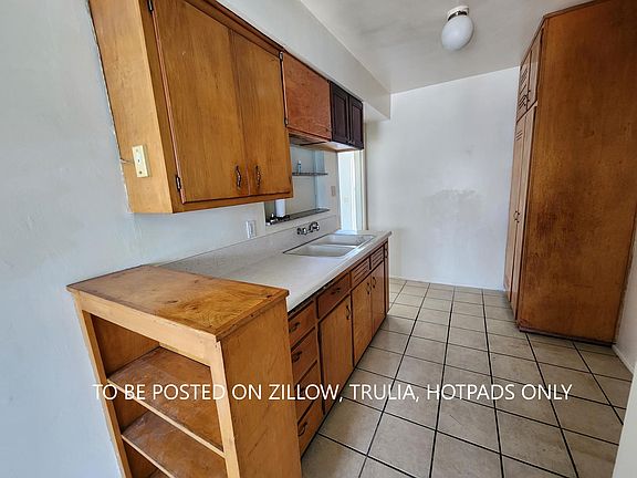 4th image of 7052 N Conejo Dr