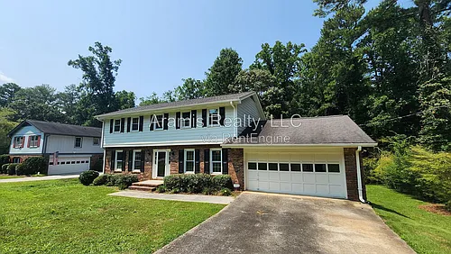 829 Bradford Ct SW Photo 1 829 Bradford Ct SW Photo 1