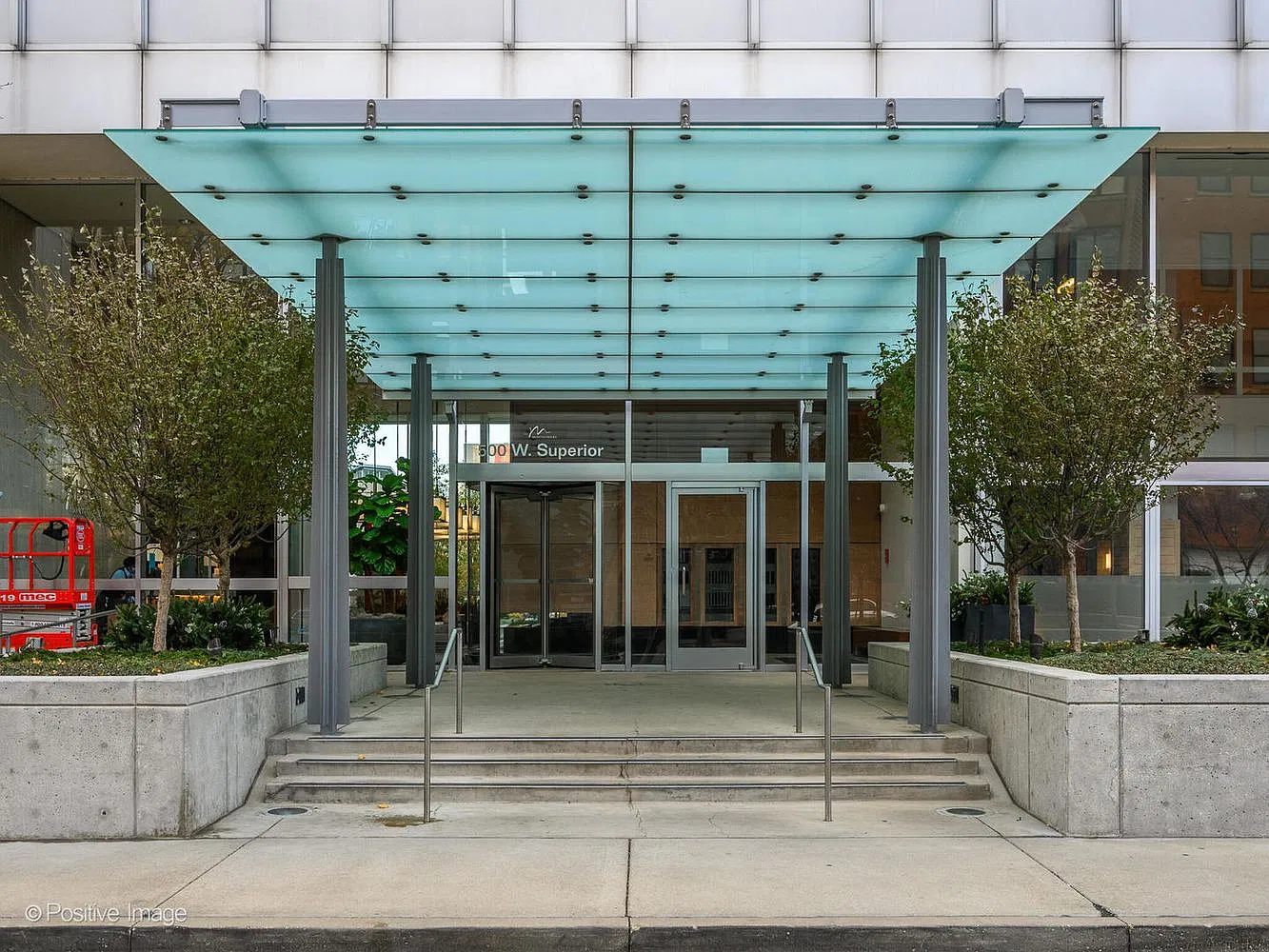 2 bed, $4,300 — Photo 2