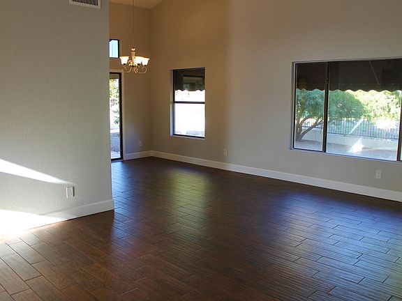 4th image of 13001 S 41st St