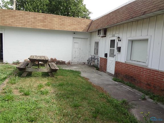 2nd image of 306 N Poplar St