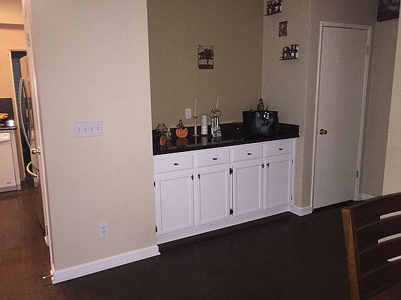 2nd image of 2055 Hastings Dr