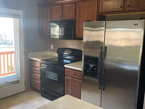 5th image of 2613 Paige Ln