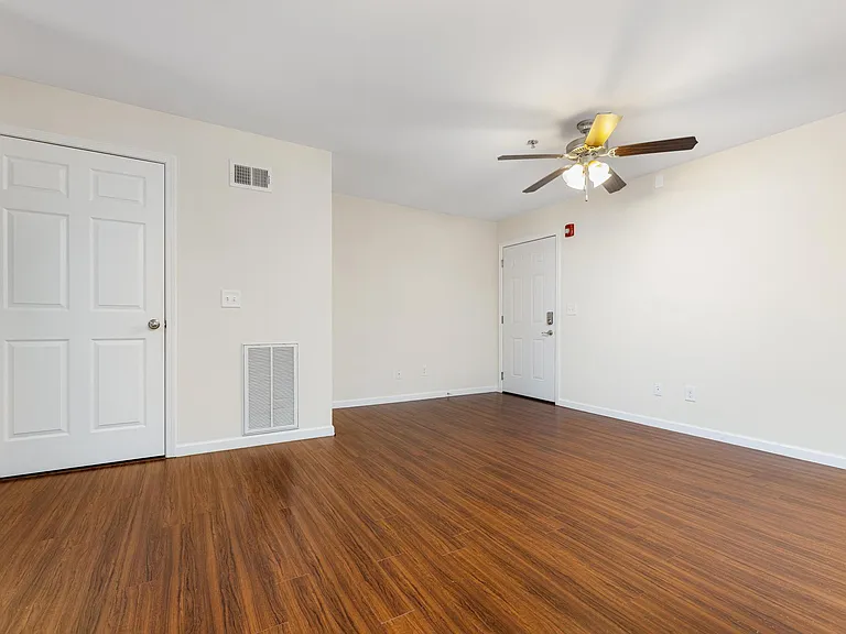 Paxton Place/Olde Towne Lofts — Photo 16